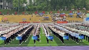 棋牌室的“烟火气”：浅谈中式博弈社交的地域文化。（从棋牌室的烟火气看中国式博弈社交的地域文化）